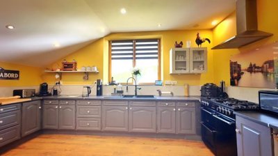 83fd0d6072e804a68c287a3fbb9a2e00df143a639f192