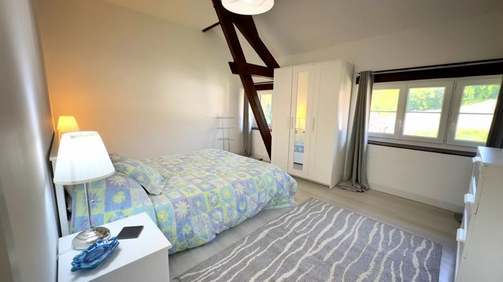 Image No.9-11 Bed House for sale