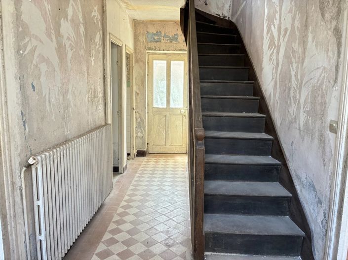 Image No.4-2 Bed House for sale