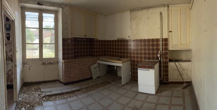 Image No.5-2 Bed House for sale