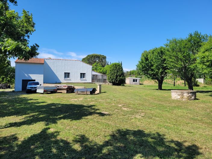 Image No.2-5 Bed House for sale