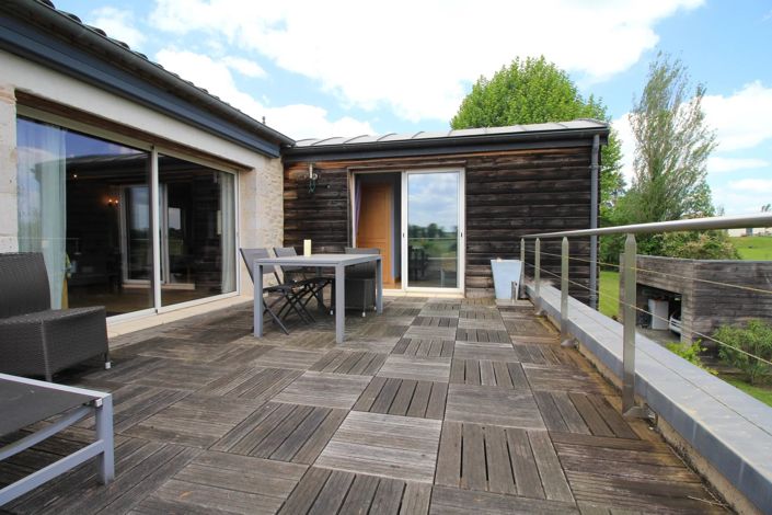 Image No.4-5 Bed House for sale