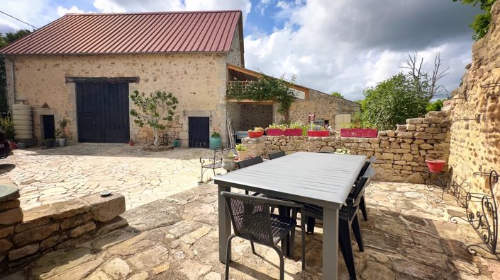 Image No.5-4 Bed Village House for sale