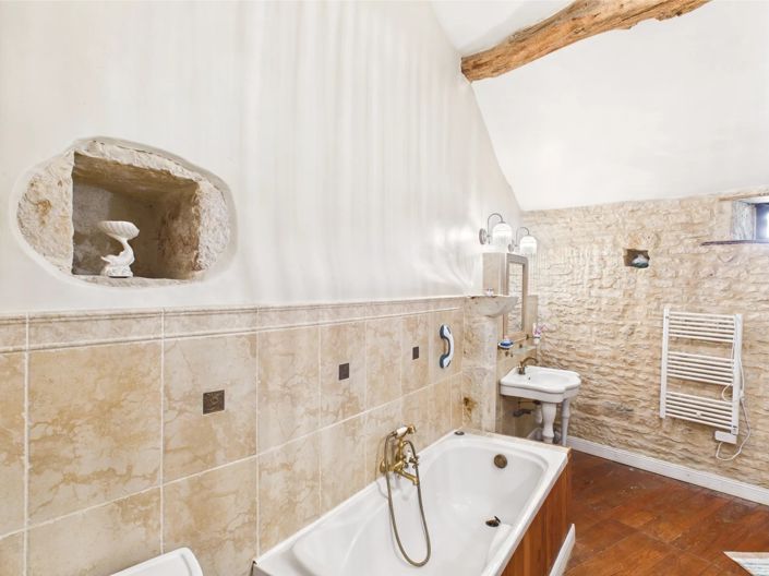 Image No.12-3 Bed House for sale