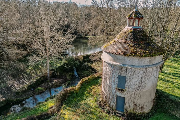 Image No.5-6 Bed House for sale