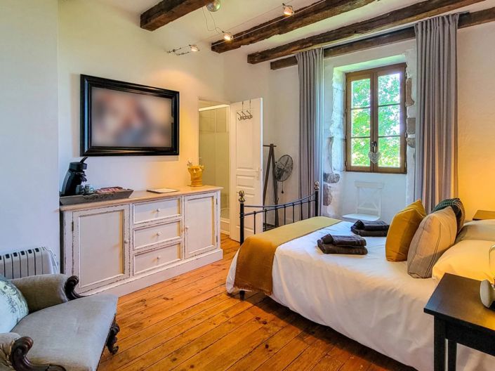 Image No.10-5 Bed House for sale