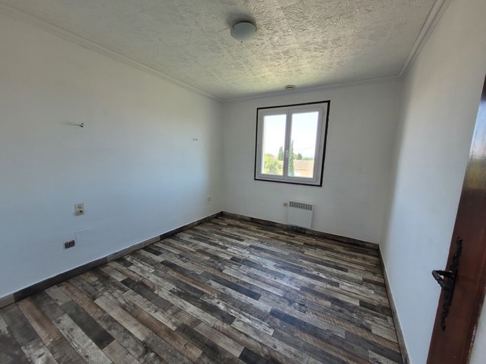 Image No.13-4 Bed House for sale