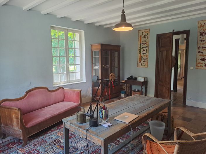 Image No.6-6 Bed House for sale