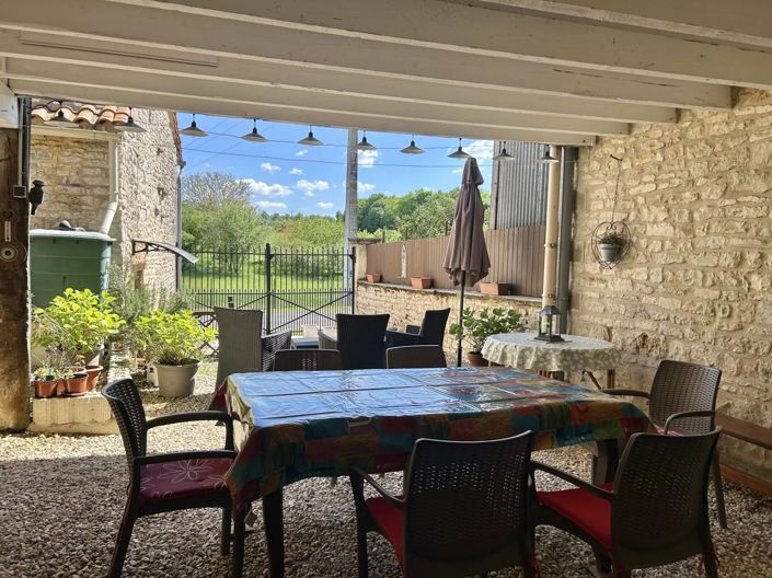 Image No.2-3 Bed House for sale