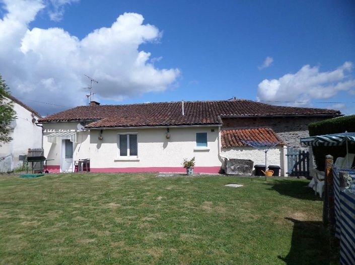 Image No.8-2 Bed House for sale