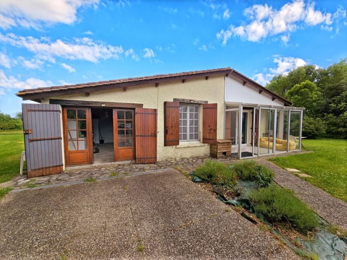Image No.1-2 Bed House for sale