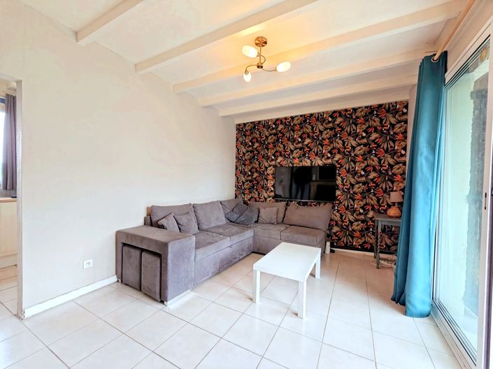 Image No.5-2 Bed House for sale