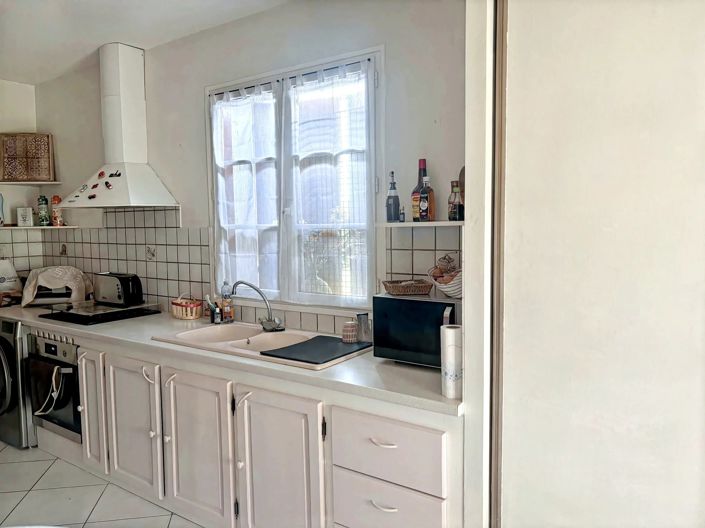 Image No.10-3 Bed Village House for sale