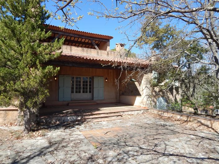 Image No.2-4 Bed House for sale