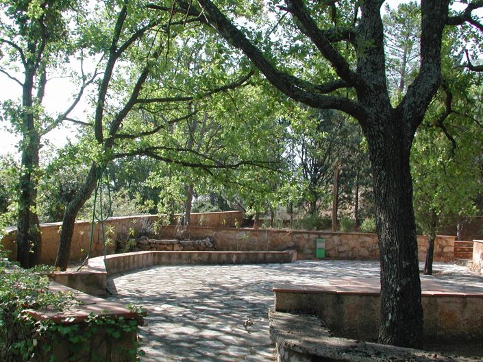 Image No.6-4 Bed House for sale