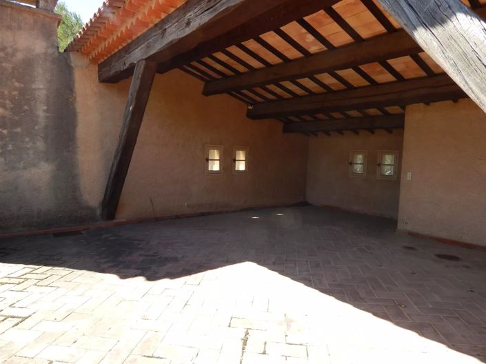 Image No.8-4 Bed House for sale