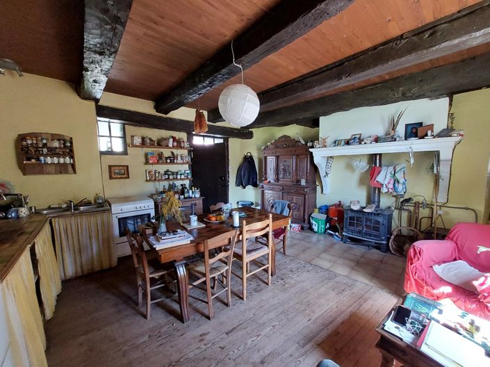 Image No.4-6 Bed House for sale