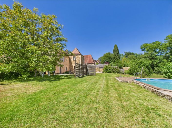 Image No.14-8 Bed House for sale