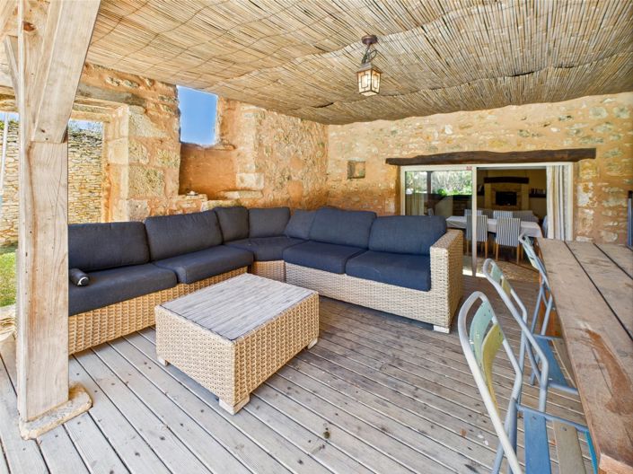 Image No.6-8 Bed House for sale