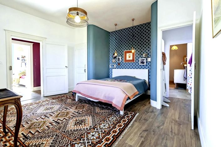 Image No.11-4 Bed House for sale