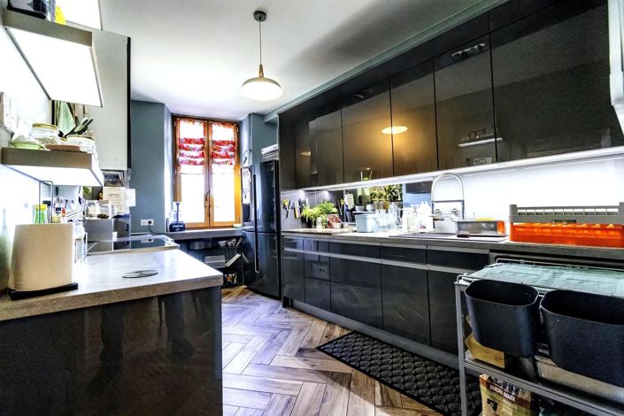 Image No.6-4 Bed House for sale