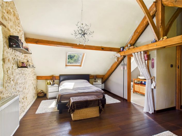 Image No.11-4 Bed House for sale