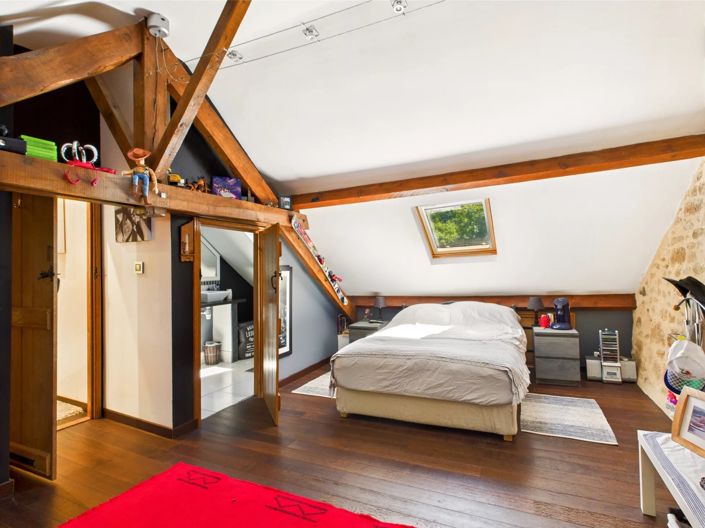 Image No.12-4 Bed House for sale