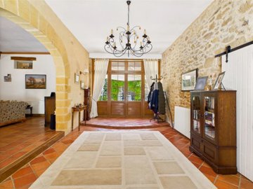 70f1a14a97856a684cff3313cca5277abf38d99327192