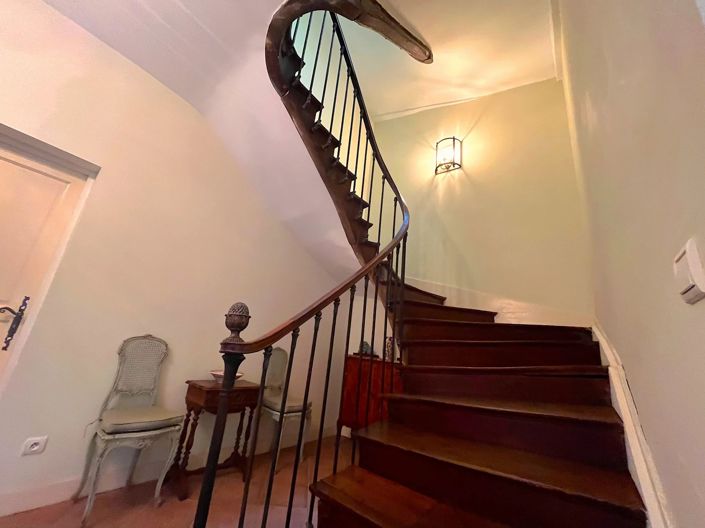 Image No.11-7 Bed House for sale