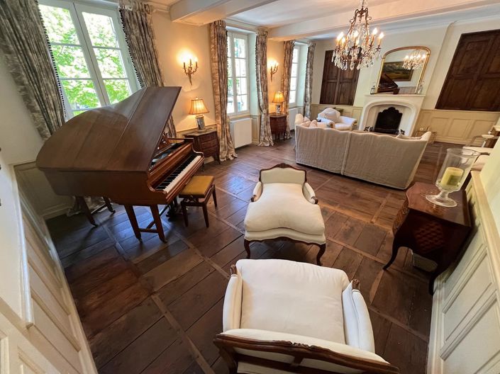 Image No.15-7 Bed House for sale