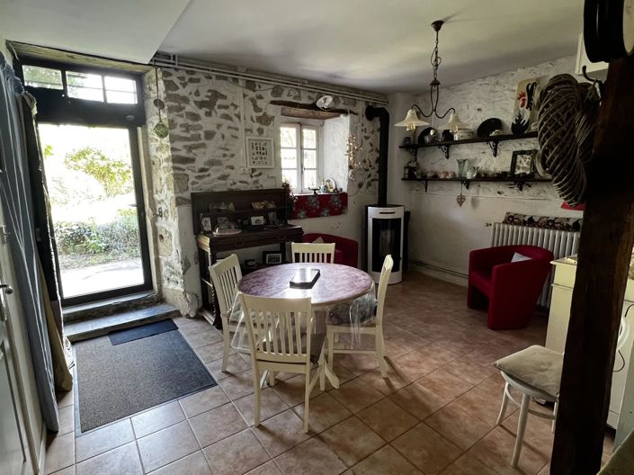 Image No.5-6 Bed House for sale