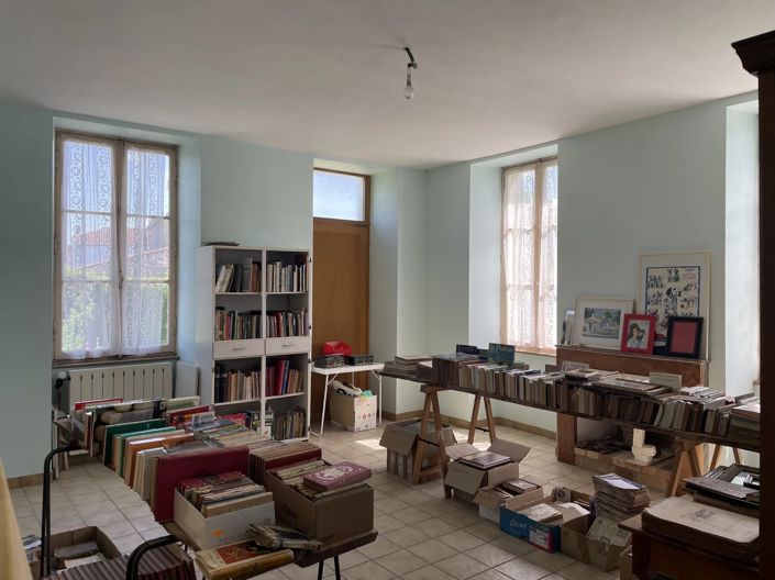 Image No.11-3 Bed House for sale