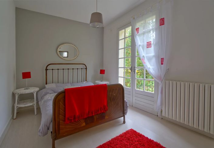 Image No.4-4 Bed Village House for sale