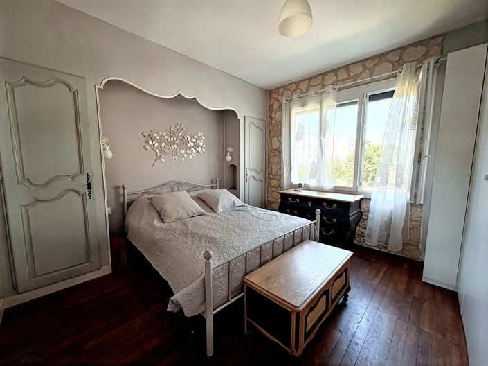 Image No.14-4 Bed House for sale