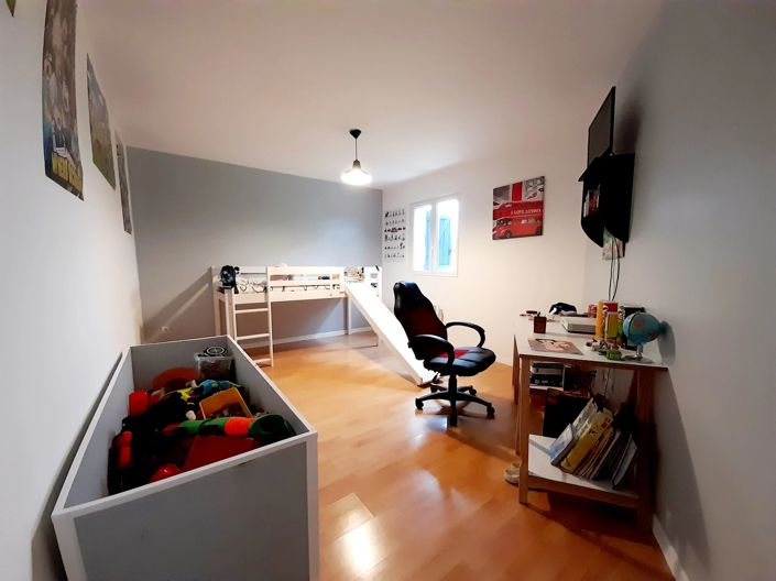 Image No.10-4 Bed Village House for sale