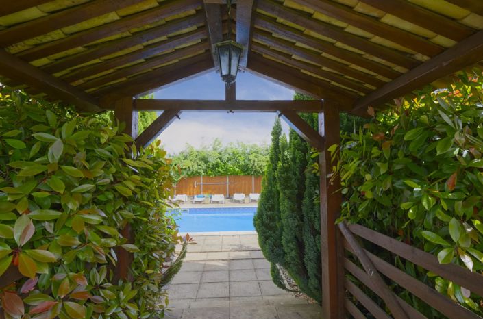 Image No.2-5 Bed House for sale