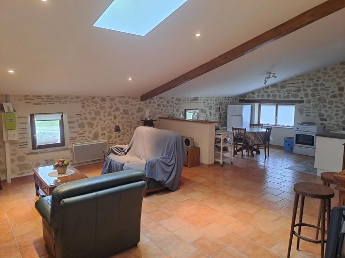 Image No.15-3 Bed House for sale