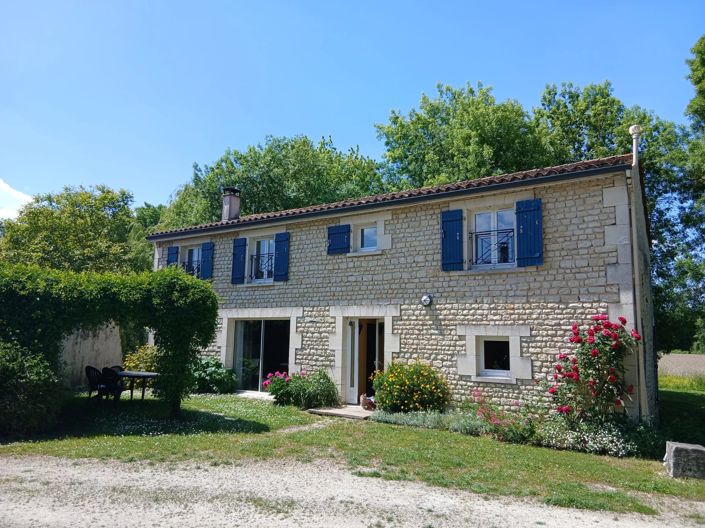 Image No.1-4 Bed House for sale