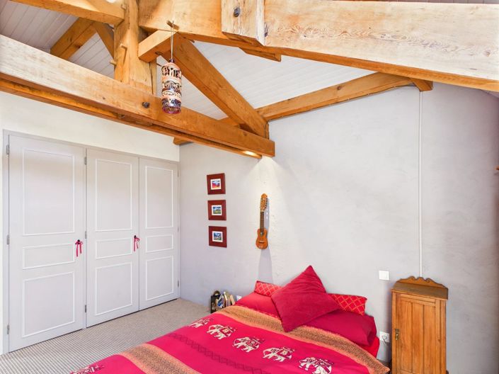 Image No.9-5 Bed House for sale