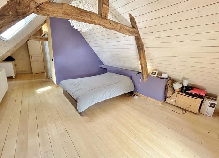 Image No.10-3 Bed House for sale