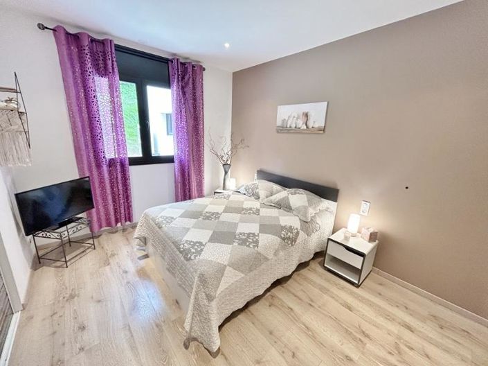 Image No.14-4 Bed House for sale