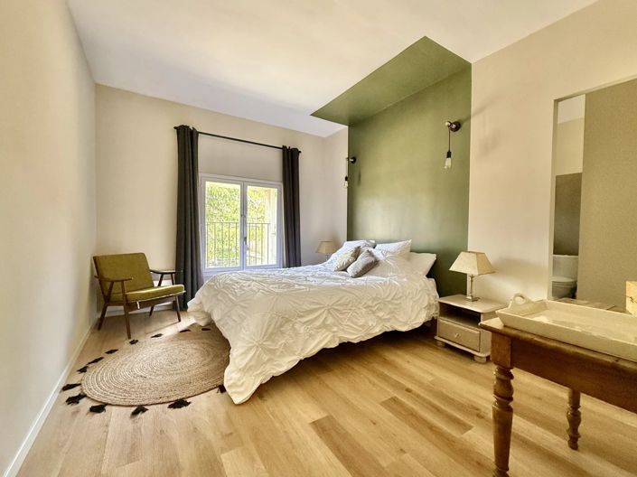 Image No.4-5 Bed House for sale