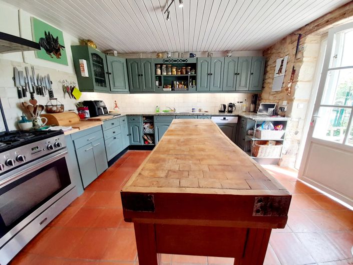 Image No.6-4 Bed Farmhouse for sale