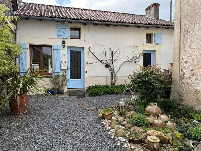 Image No.1-8 Bed House for sale