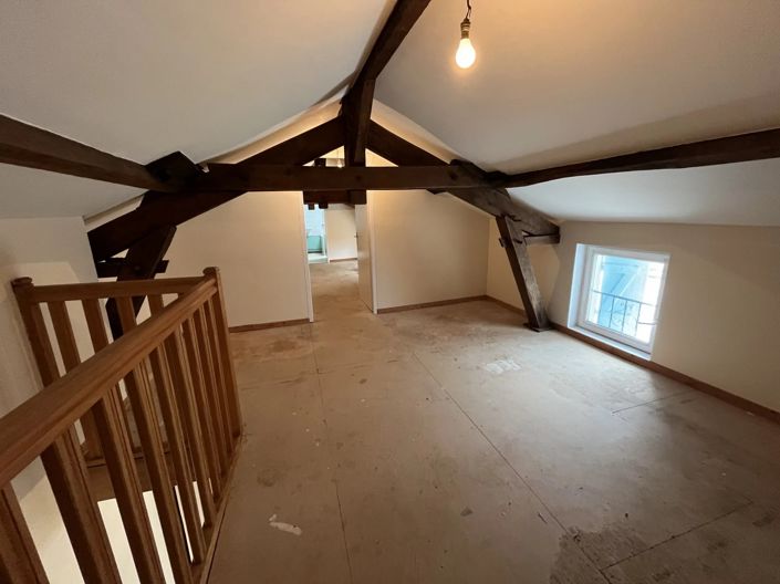 Image No.13-8 Bed House for sale