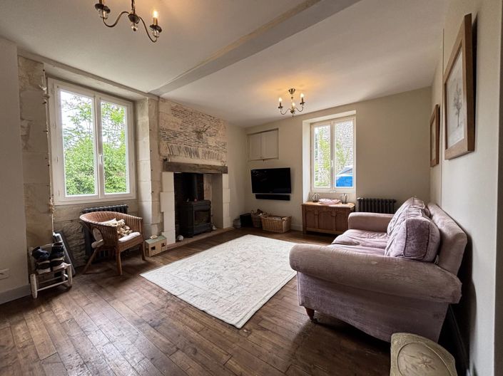 Image No.3-3 Bed House for sale