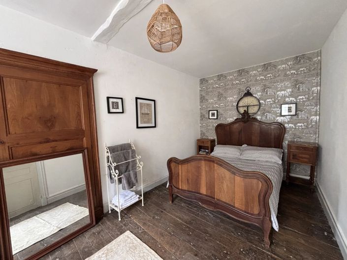 Image No.6-3 Bed House for sale