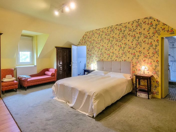 Image No.6-6 Bed House for sale