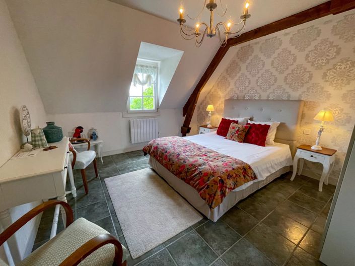 Image No.13-6 Bed House for sale