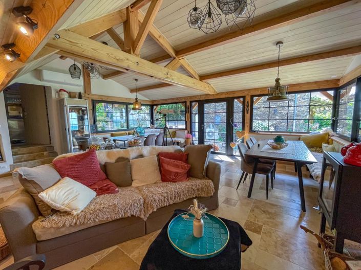 Image No.14-6 Bed House for sale